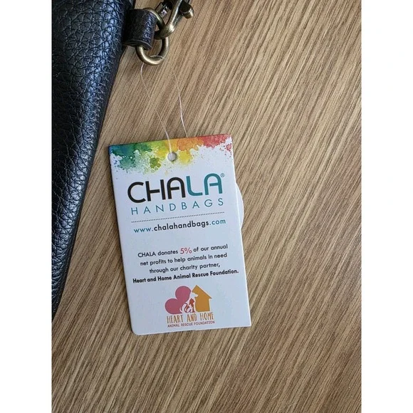 Chala Cottagecore Mushroom Crossbody Purse – Adjustable Straps - Picture 4 of 7